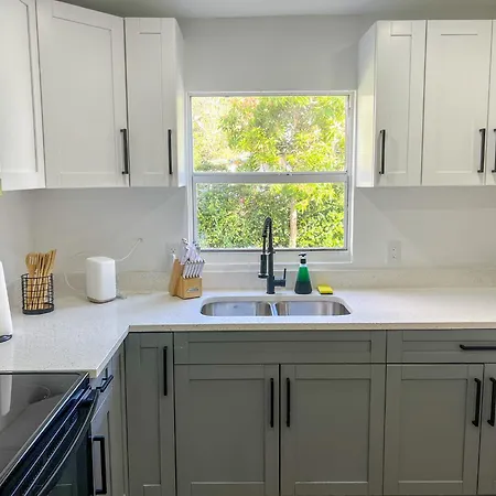 New 3Bedroom 2Bathroom Private Home Miami Exterior photo